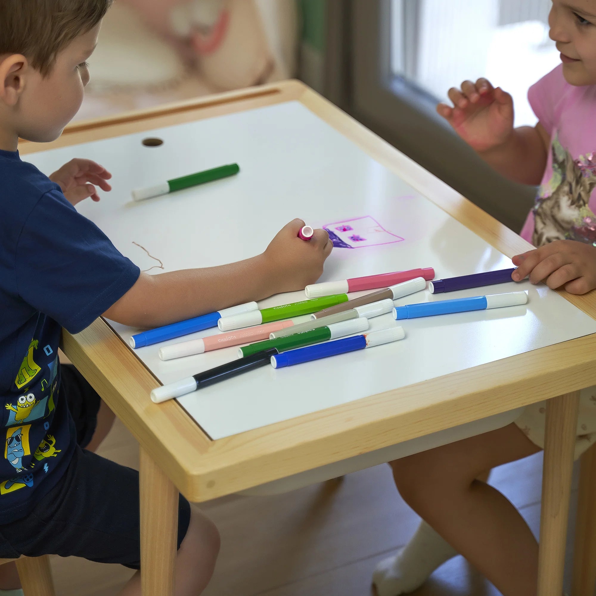 Montessori Ahşap Aktivite Masası – Çam Ağacı