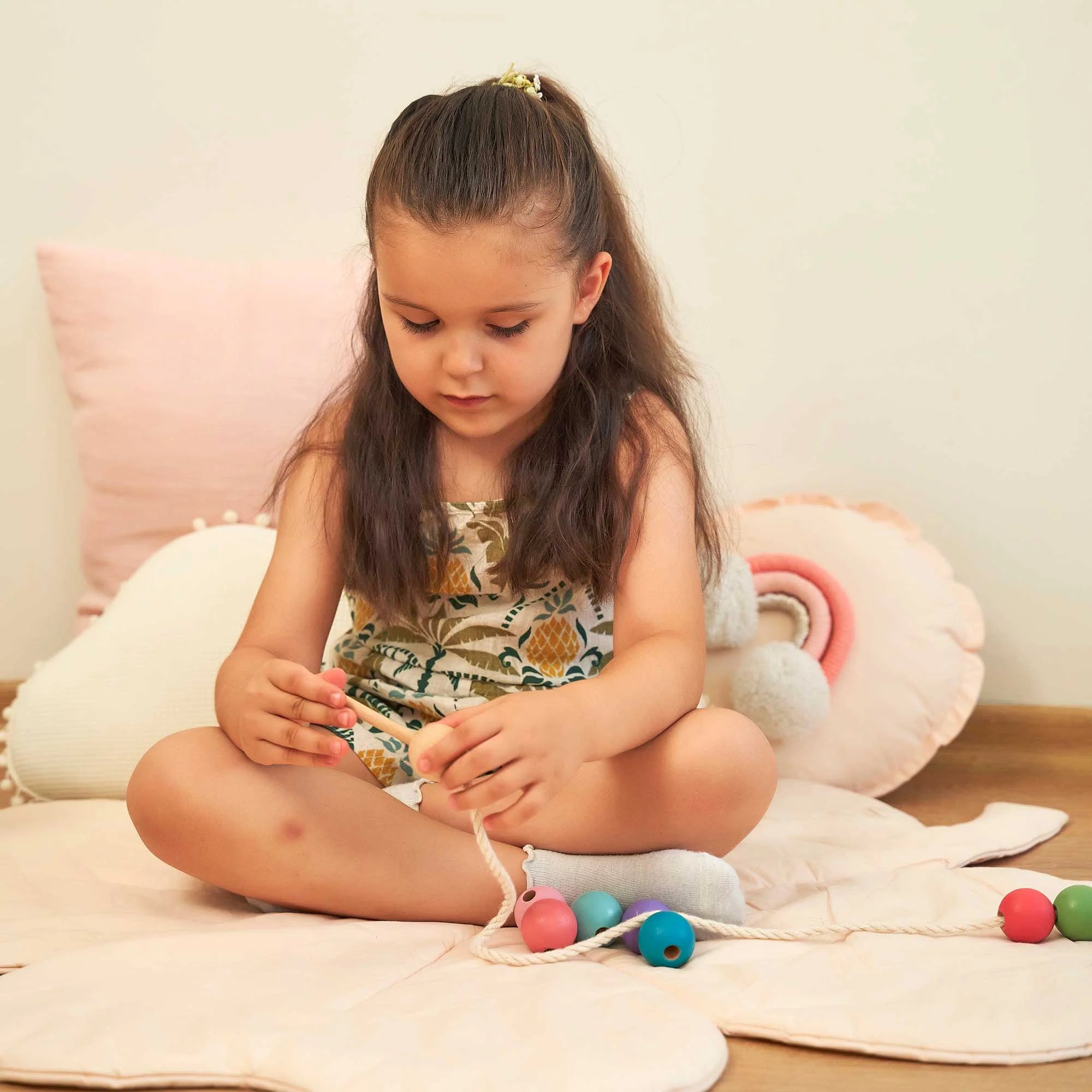 Montessori Ahşap Boncuk Dizme & İp Geçirme Oyunu