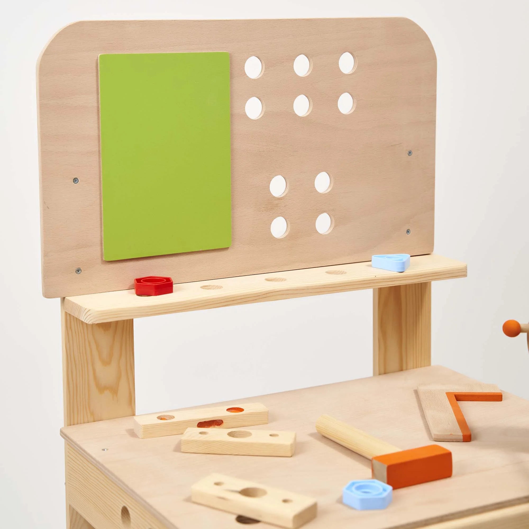 Montessori Ahşap Tamir ve Proje Masası