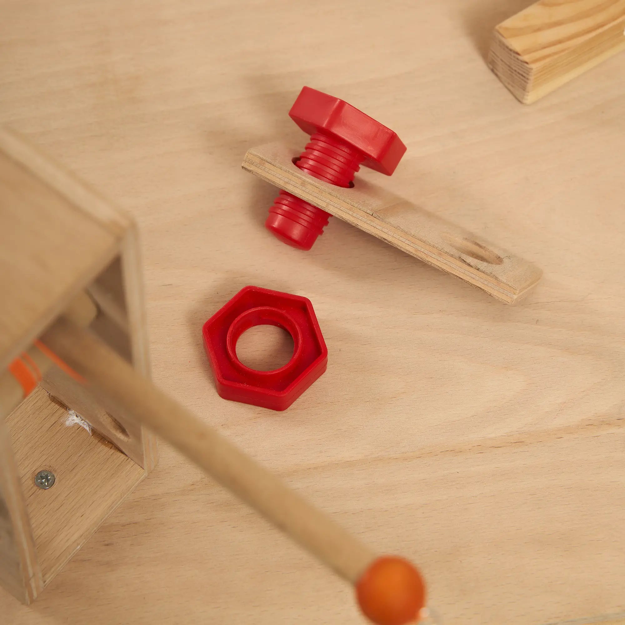 Montessori Ahşap Tamir ve Proje Masası