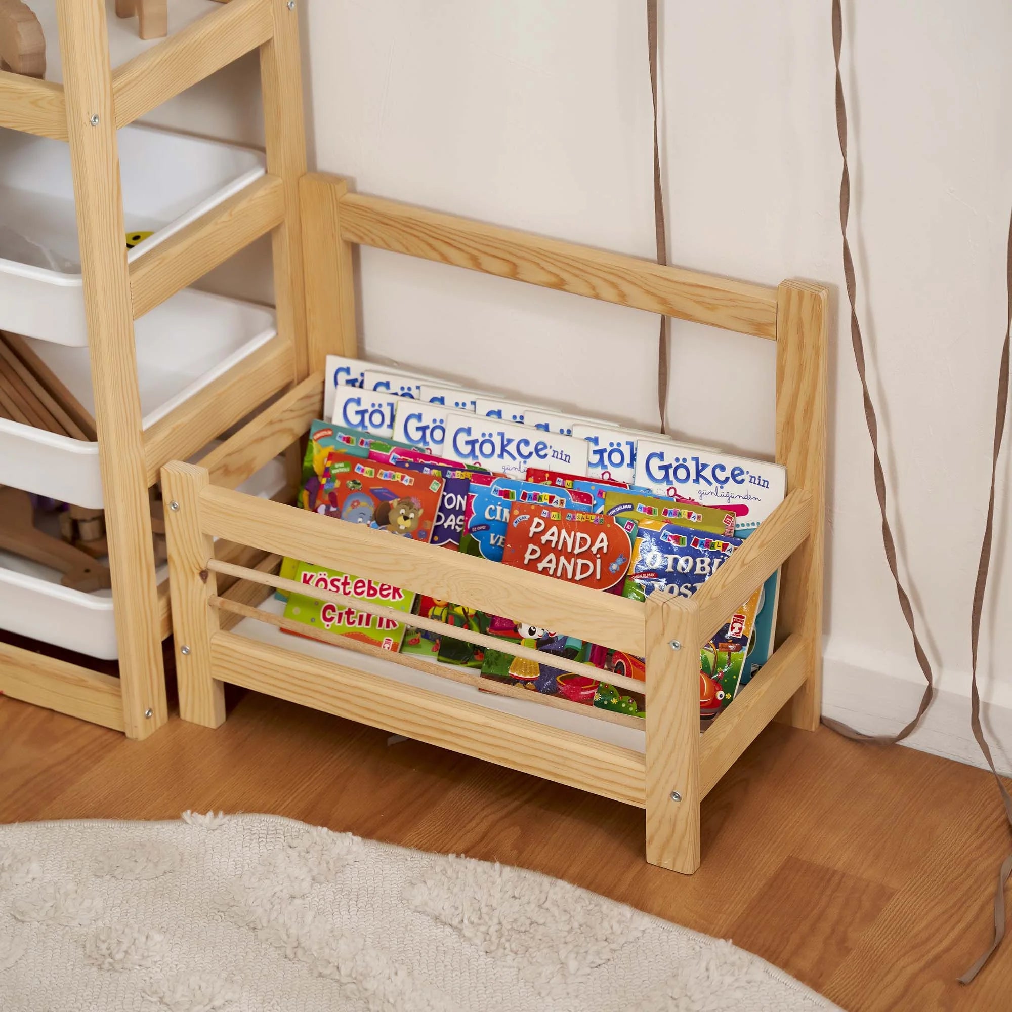 Montessori Çubuklu Yer Kitaplığı