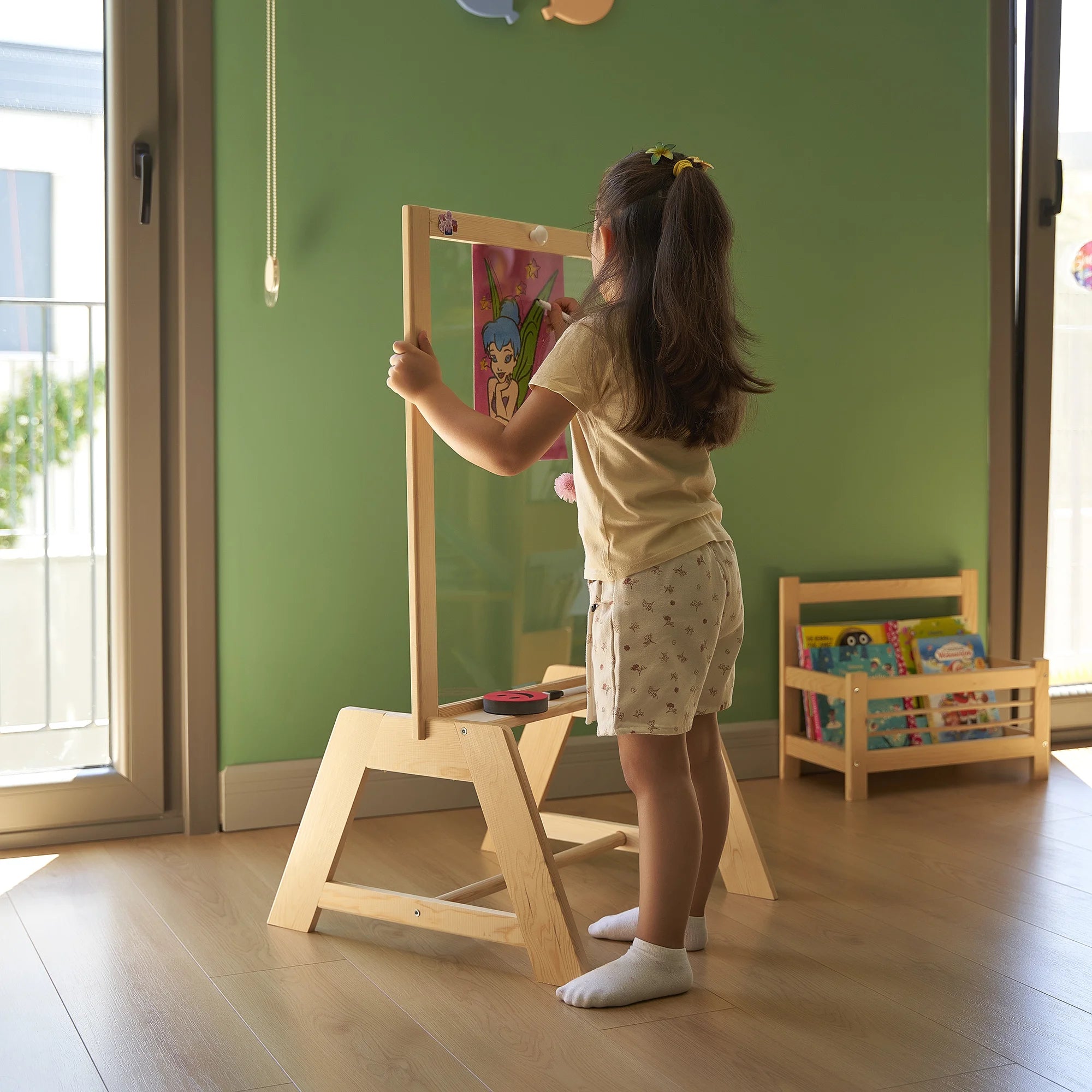 Montessori Perspektif Resim ve Yazı Tahtası