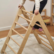 Montessori Pikler Üçgeni