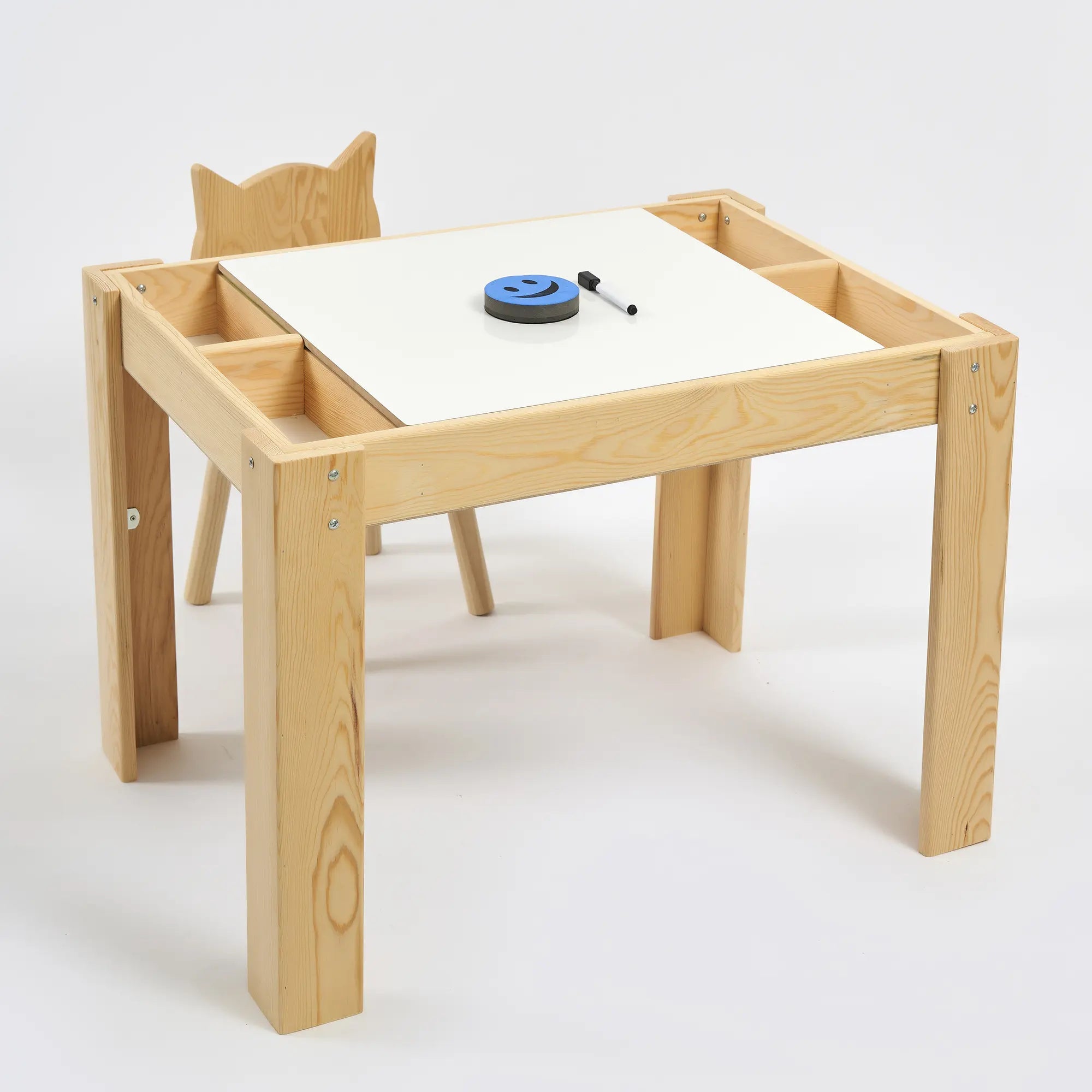 Kapaklı Montessori Aktivite Masası (Çam) – Duplo