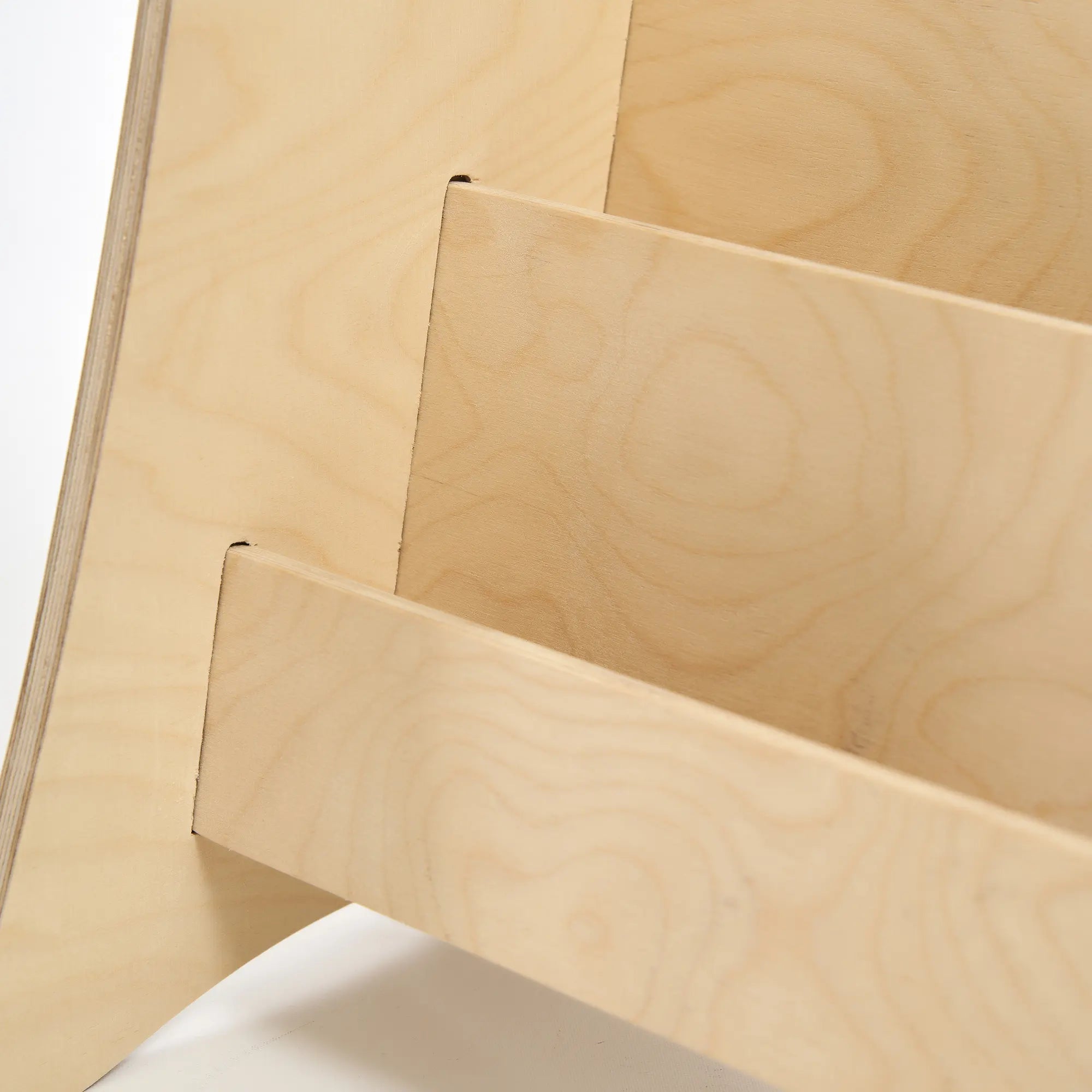 Doğal Kayın Montessori Kitaplık (2 Raflı) – Sade Tasarım