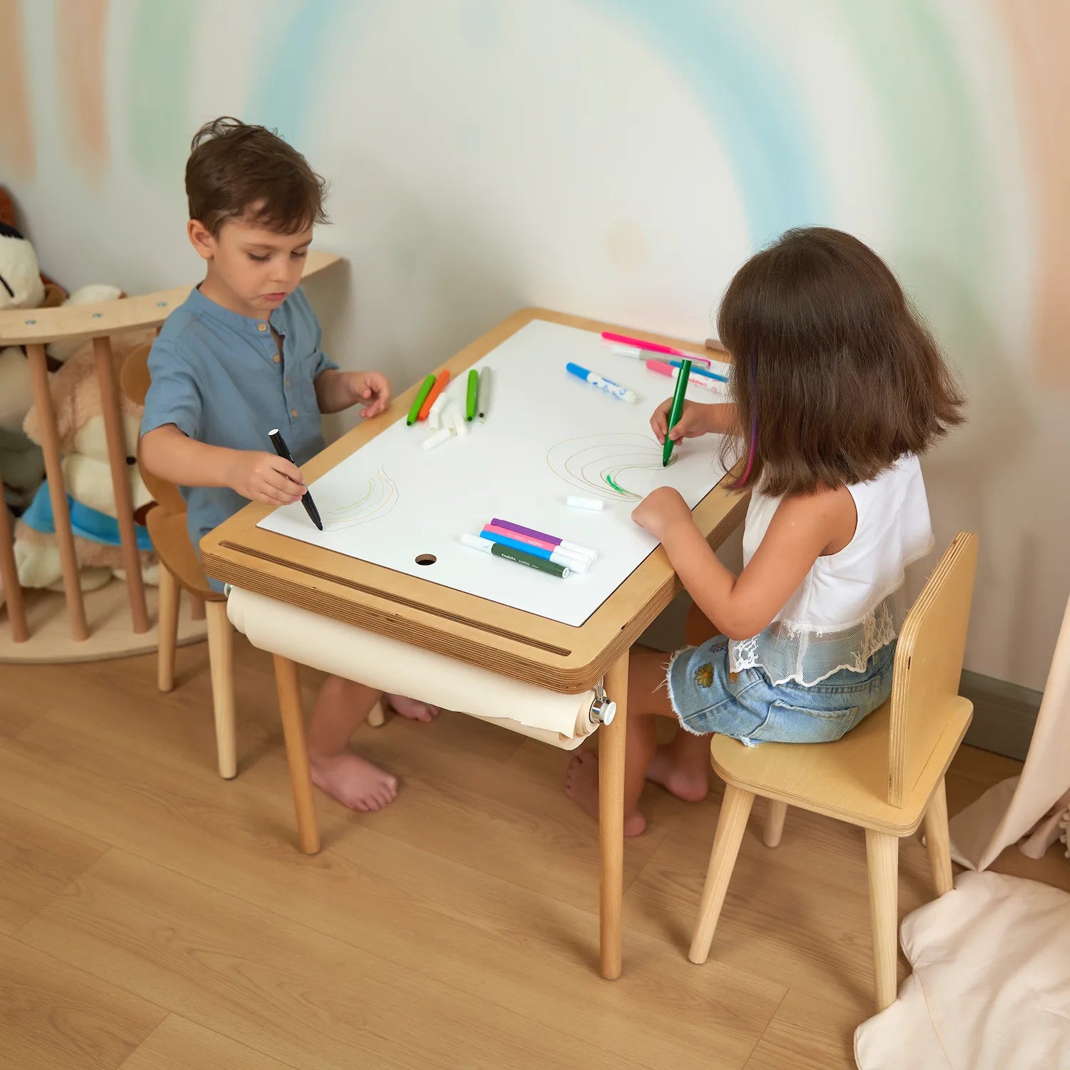 Montessori Ahşap Aktivite Masası – Huş Ağacı