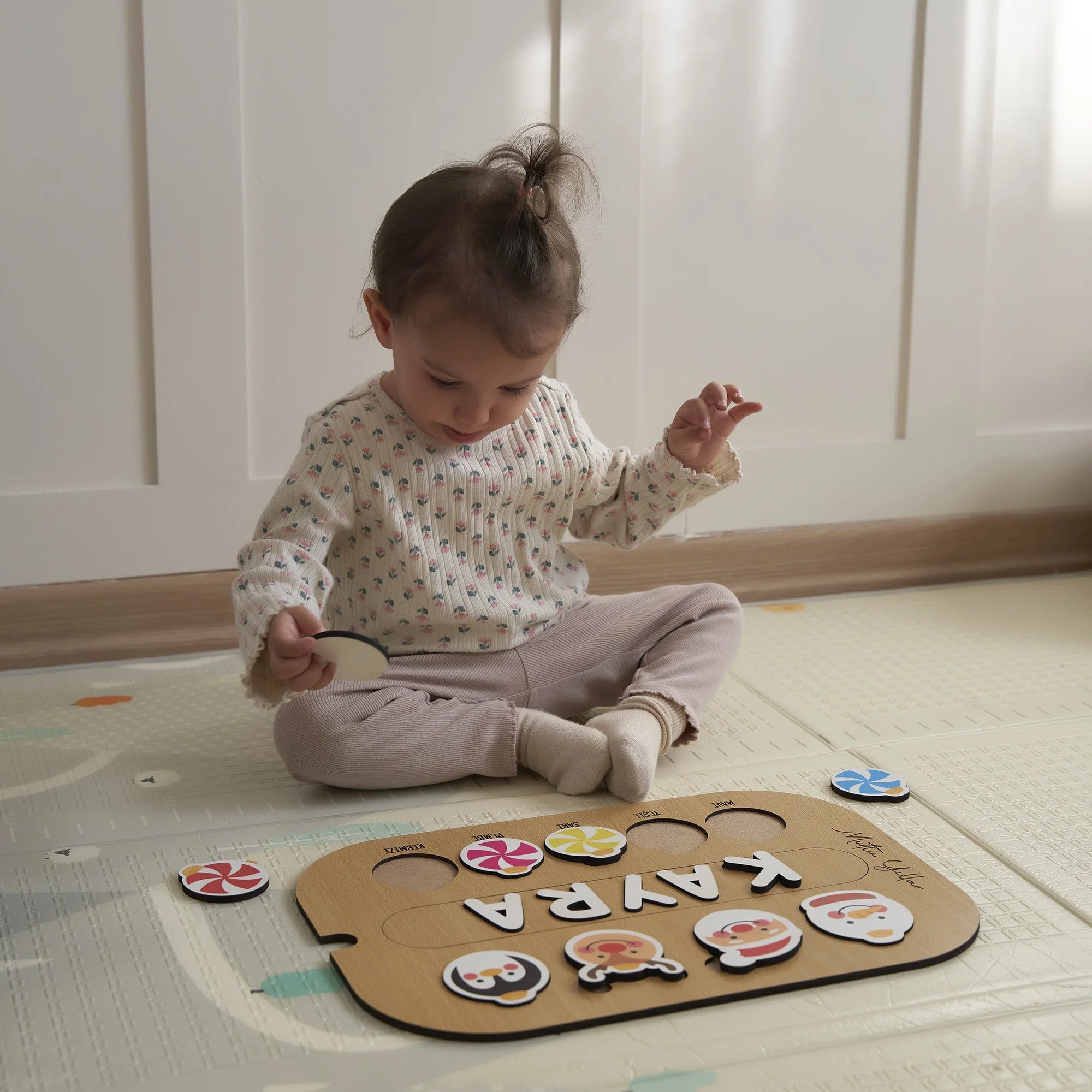 Yeni Yıl Ağacı Süslemeli Puzzle (Mdf)