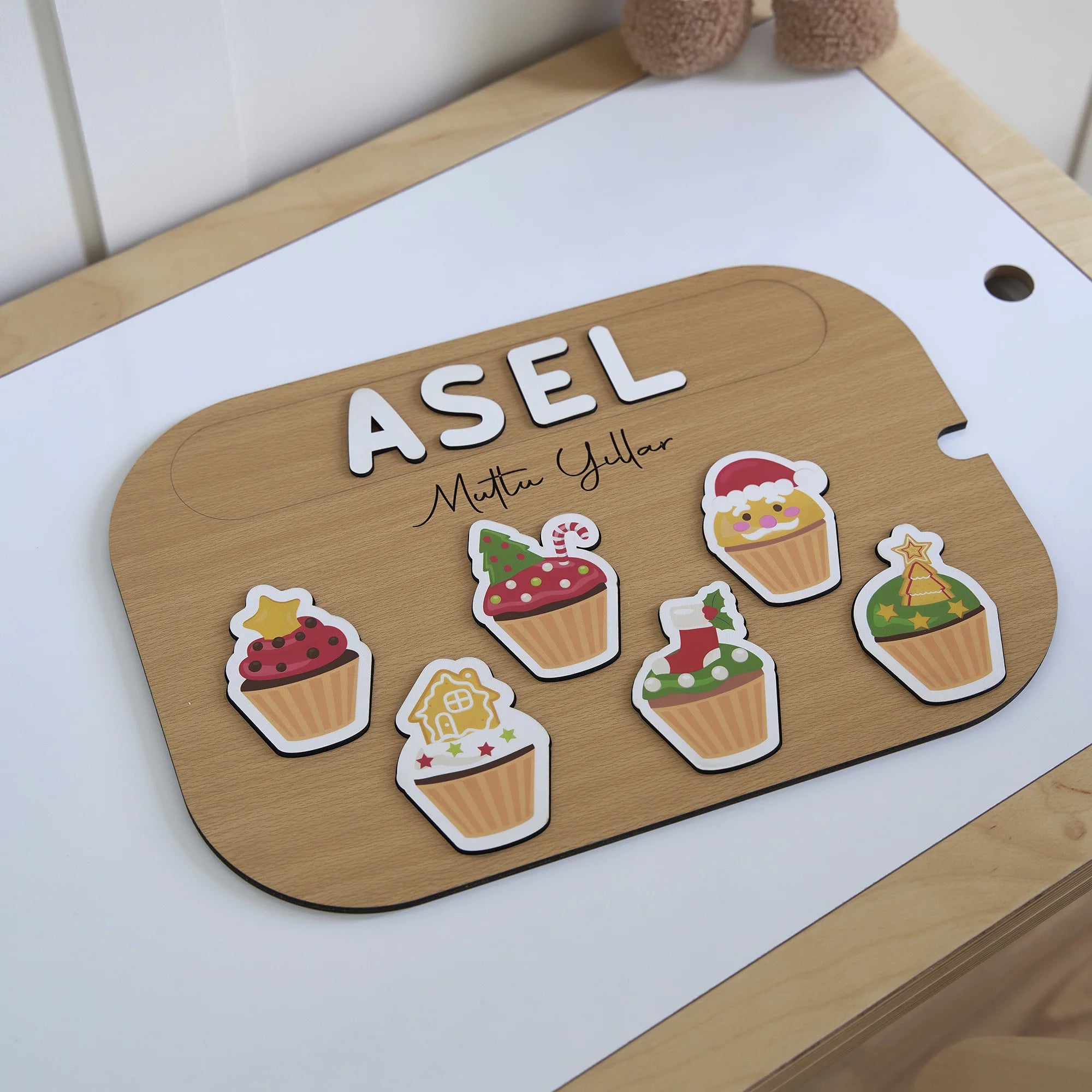 Kapkek Desenli Yeni Yıl Puzzle (Mdf)