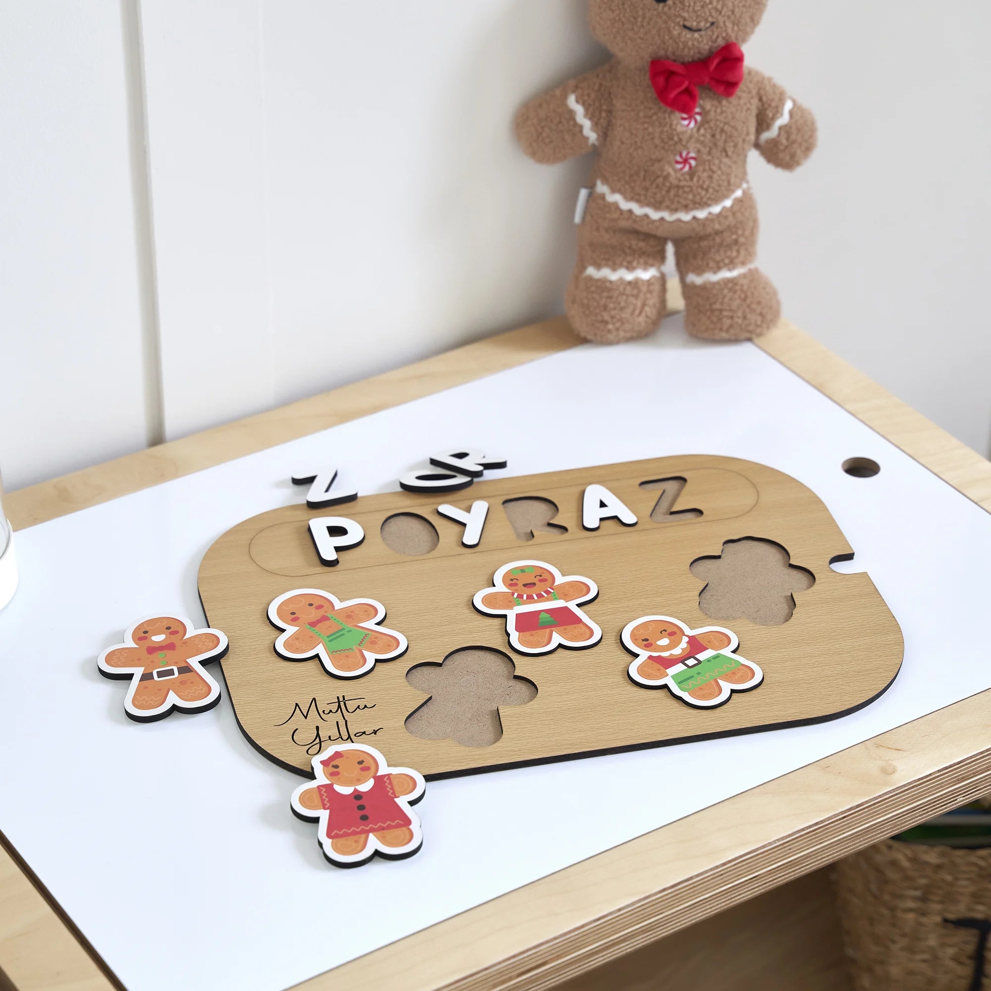 Kurabiye Adam Desenli Yeni Yıl Puzzle (Mdf)