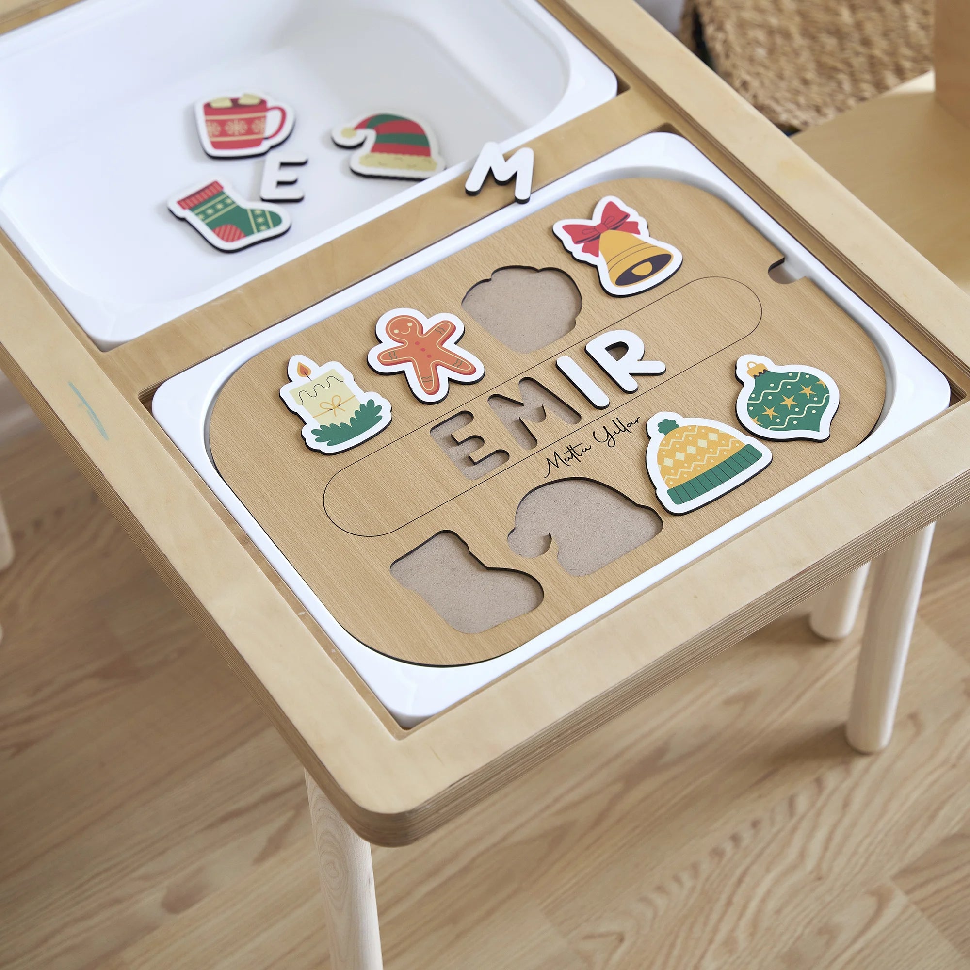 Sıcak Bir Yeni Yıl Puzzle (Mdf)